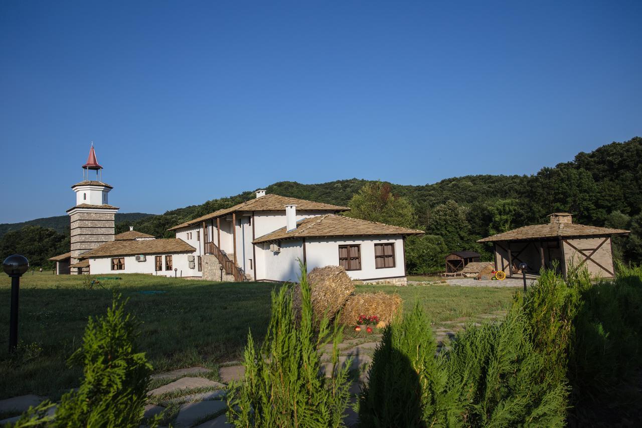 Ethnocomplex Krivini Hotel ภายนอก รูปภาพ